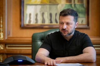 Zelensky caught Trump over the phone